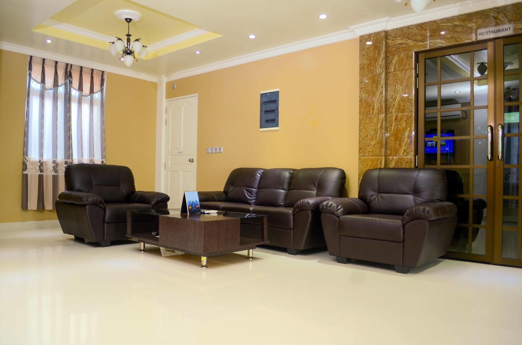 Coral Queen Inn Hulhumalé Extérieur photo